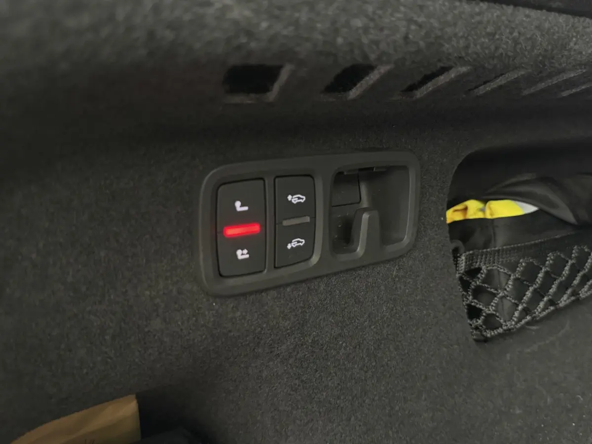 SQ8 4.0 TFSI quattro | Dak| Adaptive cruise| Trekhaak|