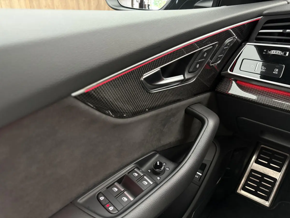 SQ8 4.0 TFSI quattro | Dak| Adaptive cruise| Trekhaak|