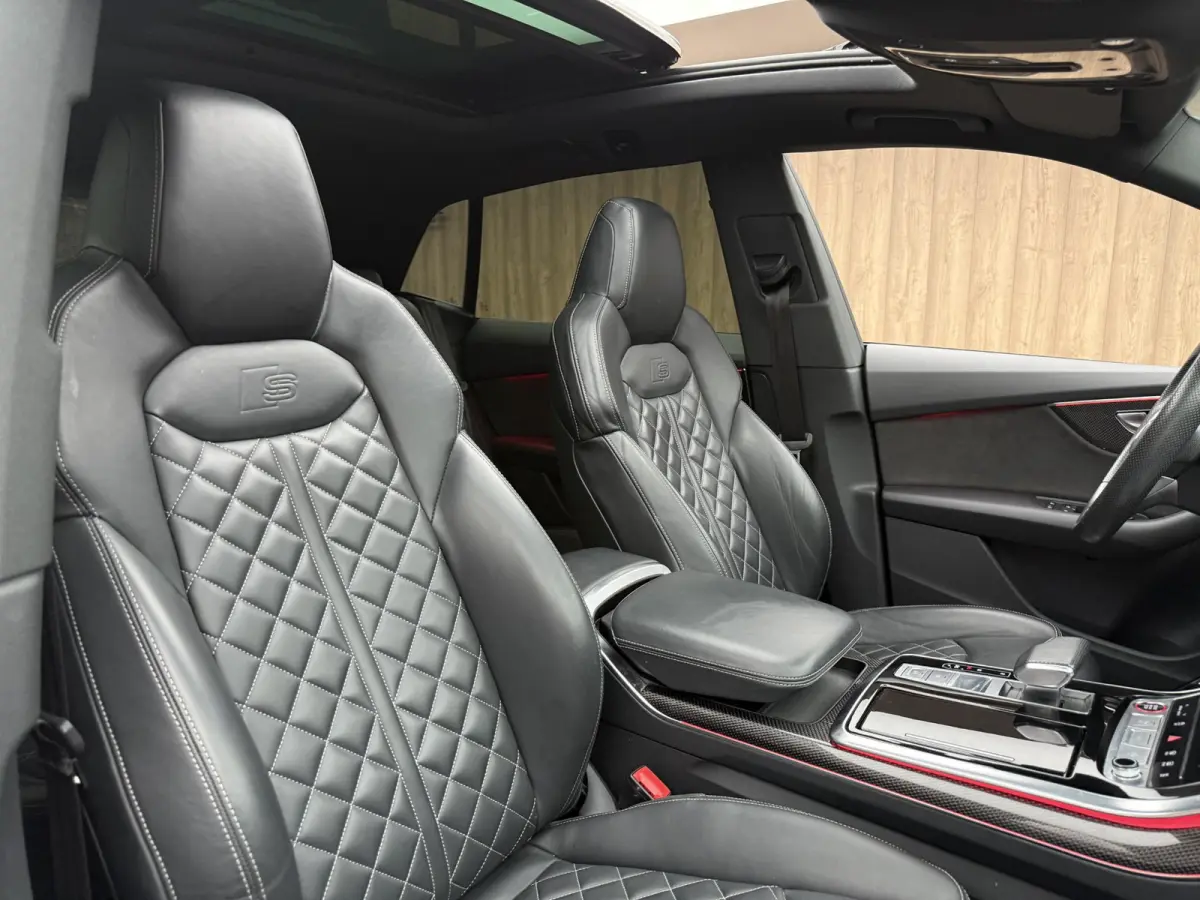 SQ8 4.0 TFSI quattro | Dak| Adaptive cruise| Trekhaak|