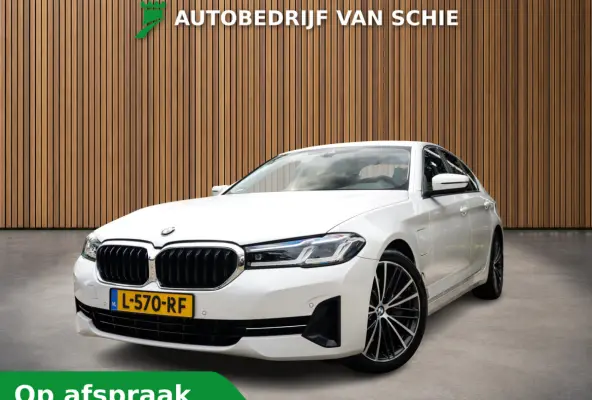 545e xDrive Business Edition Plus 1e-Eig. & Dealer-Onderh. BOVAG-Garantie. NL-Auto.
