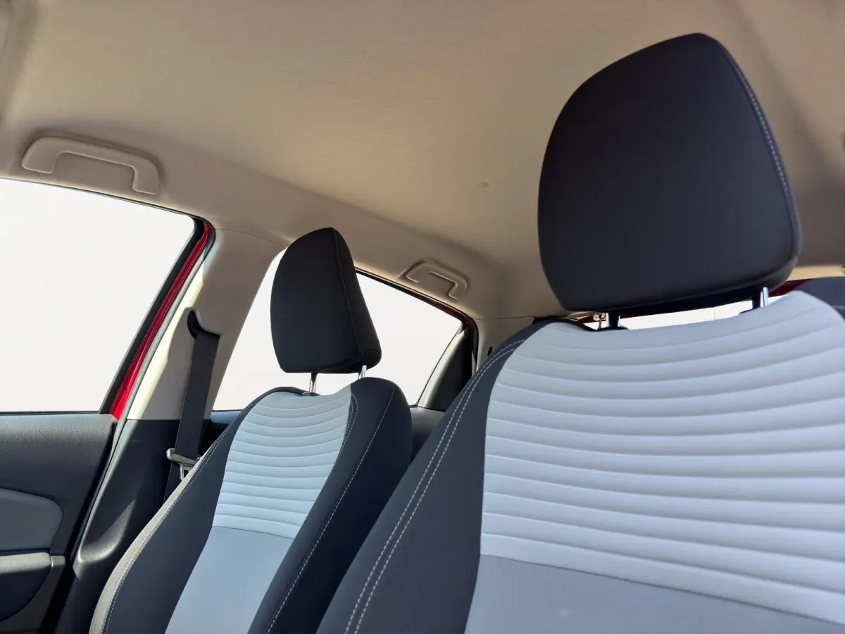 1.5 Hybrid Active | Achteruitrijcamera | Cruise Control | Airco | Centrale deurvergendeling met afstandsbediening |