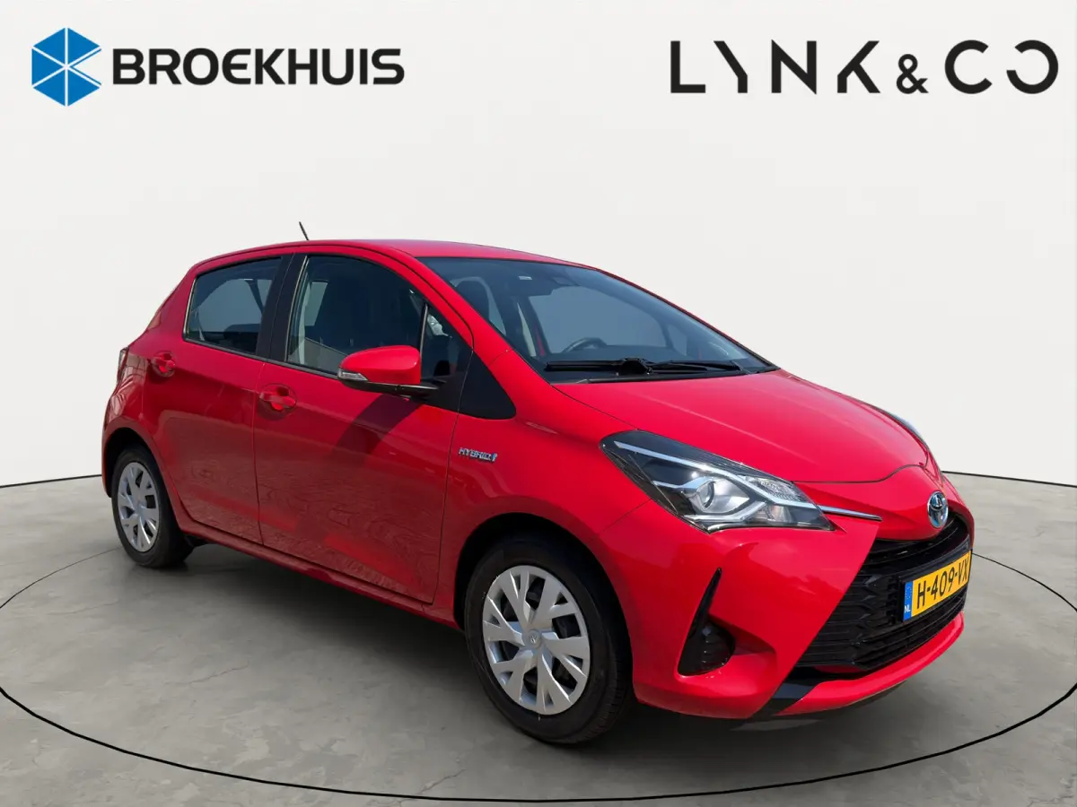 1.5 Hybrid Active | Achteruitrijcamera | Cruise Control | Airco | Centrale deurvergendeling met afstandsbediening |