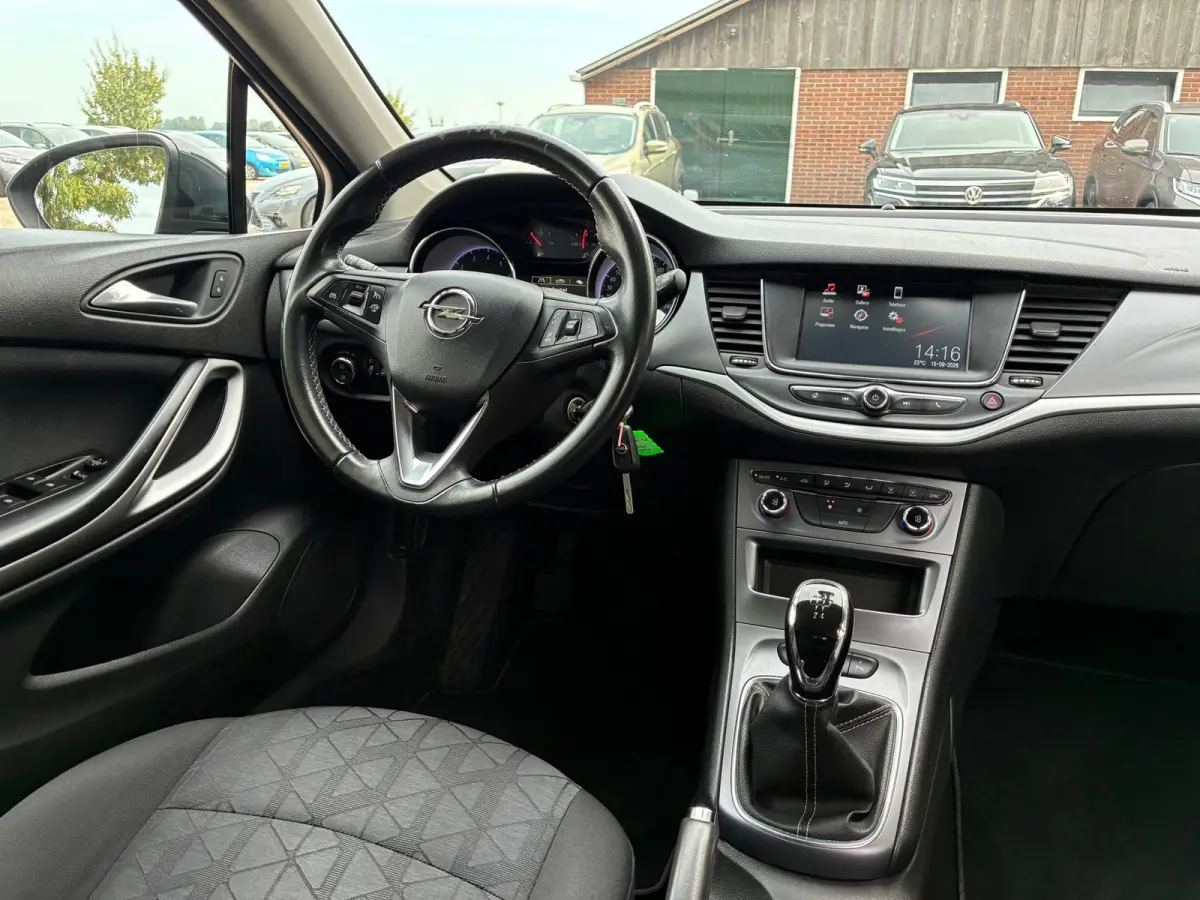 1.0 Turbo 120 Jaar Edition | Navi + Clima + Cruise nu €6.975,-!!