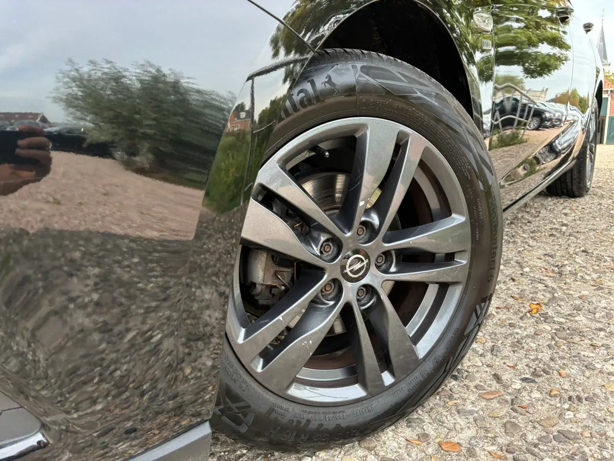 1.0 Turbo 120 Jaar Edition | Navi + Clima + Cruise nu €6.975,-!!