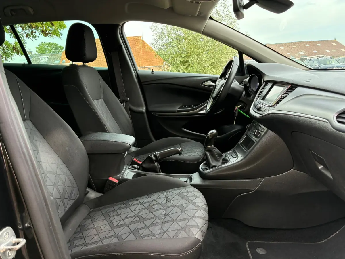 1.0 Turbo 120 Jaar Edition | Navi + Clima + Cruise nu €6.975,-!!