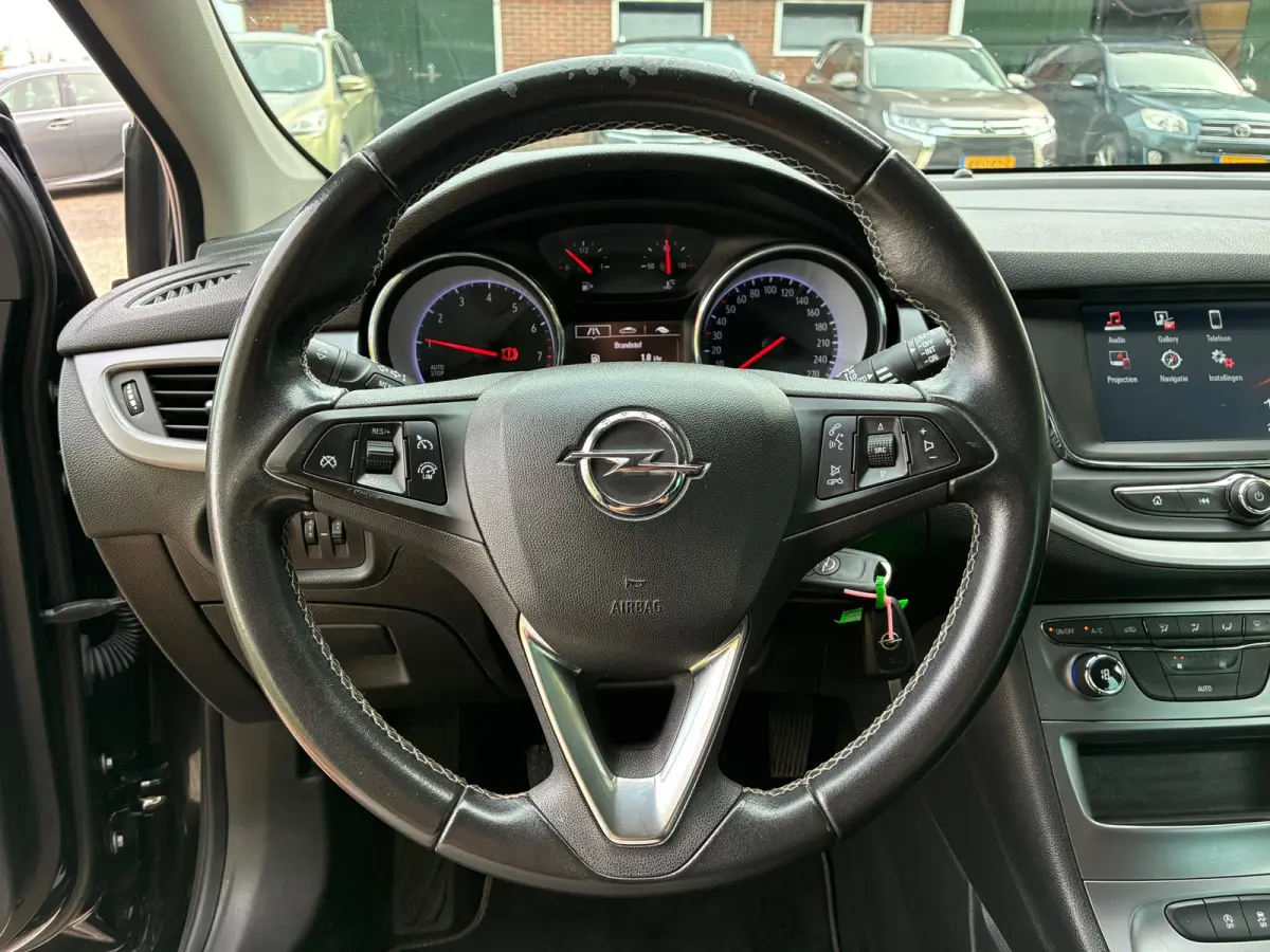 1.0 Turbo 120 Jaar Edition | Navi + Clima + Cruise nu €6.975,-!!