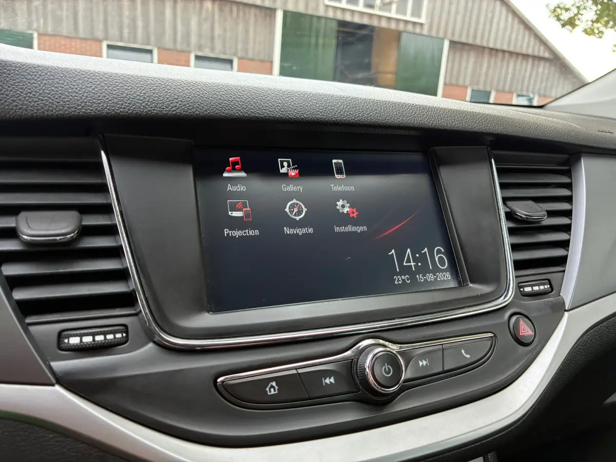 1.0 Turbo 120 Jaar Edition | Navi + Clima + Cruise nu €6.975,-!!