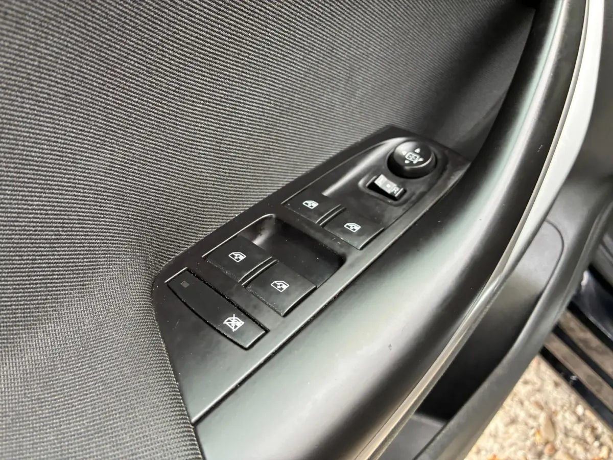 1.0 Turbo 120 Jaar Edition | Navi + Clima + Cruise nu €6.975,-!!
