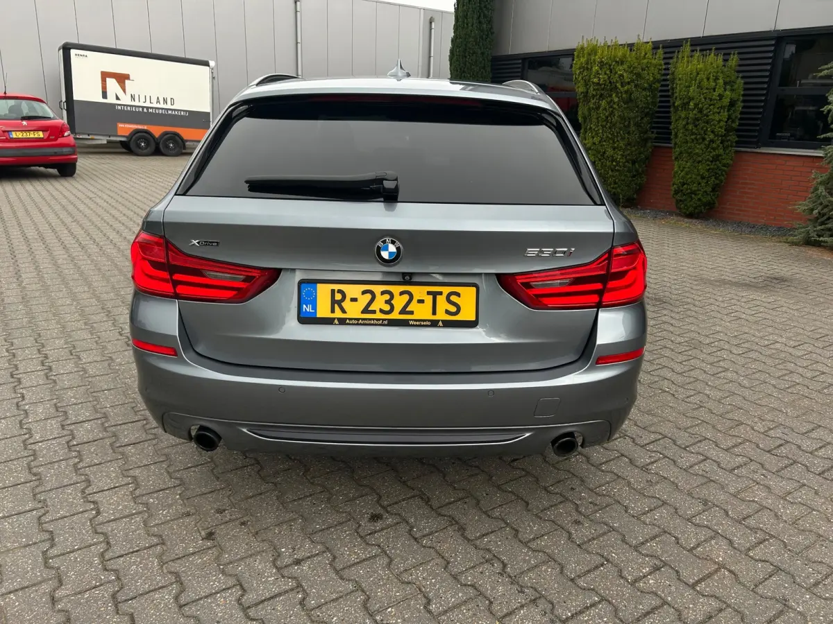 530i xDrive High Executive