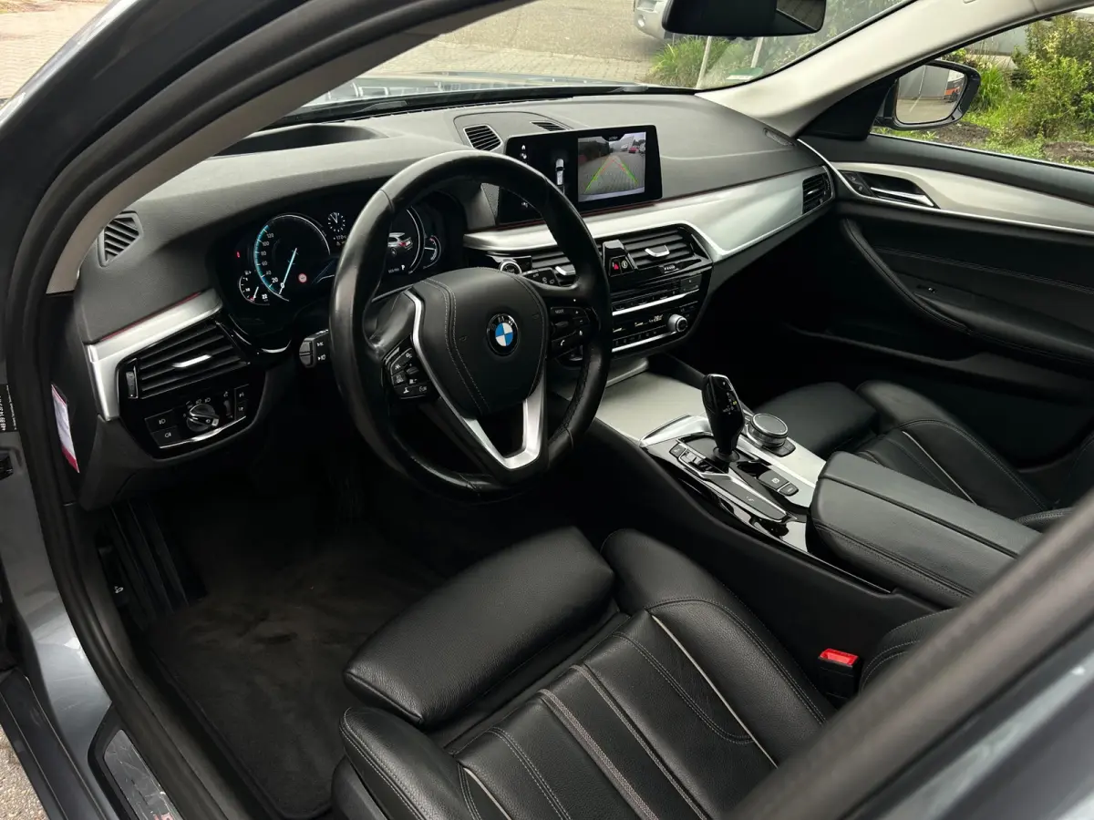 530i xDrive High Executive