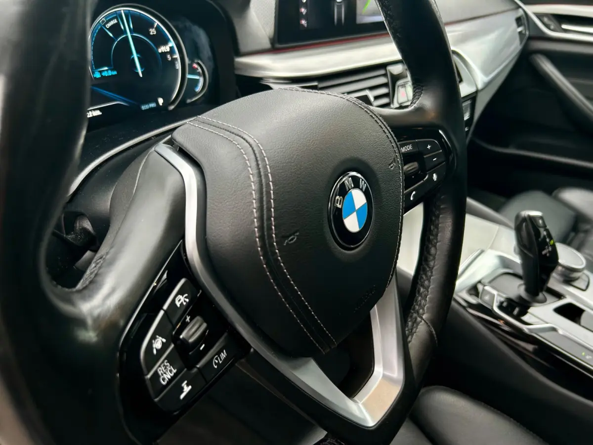 530i xDrive High Executive