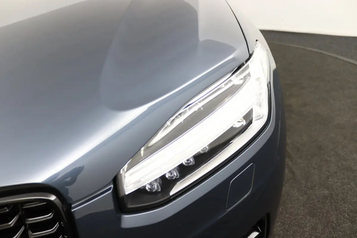 T8 Plug-in hybrid AWD Ultra Dark | Luchtvering | Trekhaak | SoH 96% | Harman/Kardon | Stoelventilatie | Massage | Harman/Kardon | 360 Camera | 22 Inch Wielen