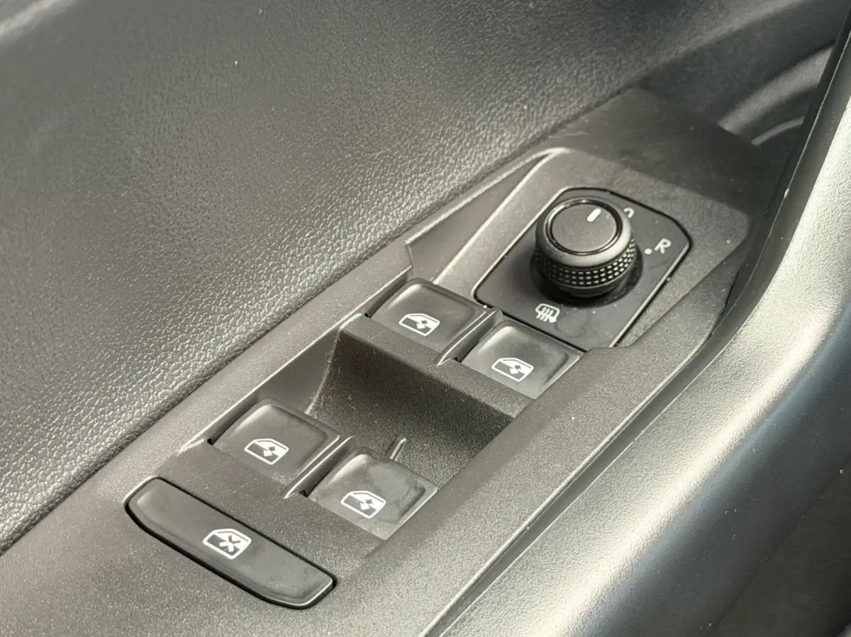 1.0 TSI Comfortline | Led | Airco | Navigatie | PDC | Dealer Onderhouden