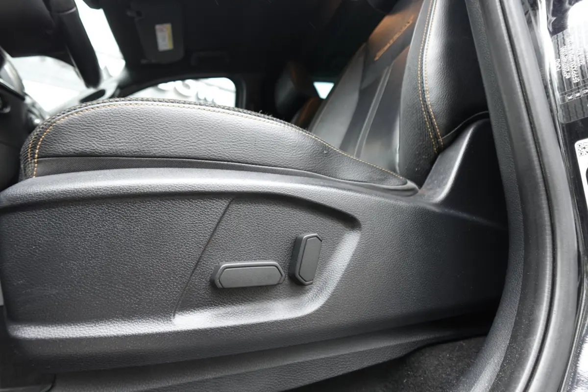 2.0 TDCI CAM PDC KEYLESS