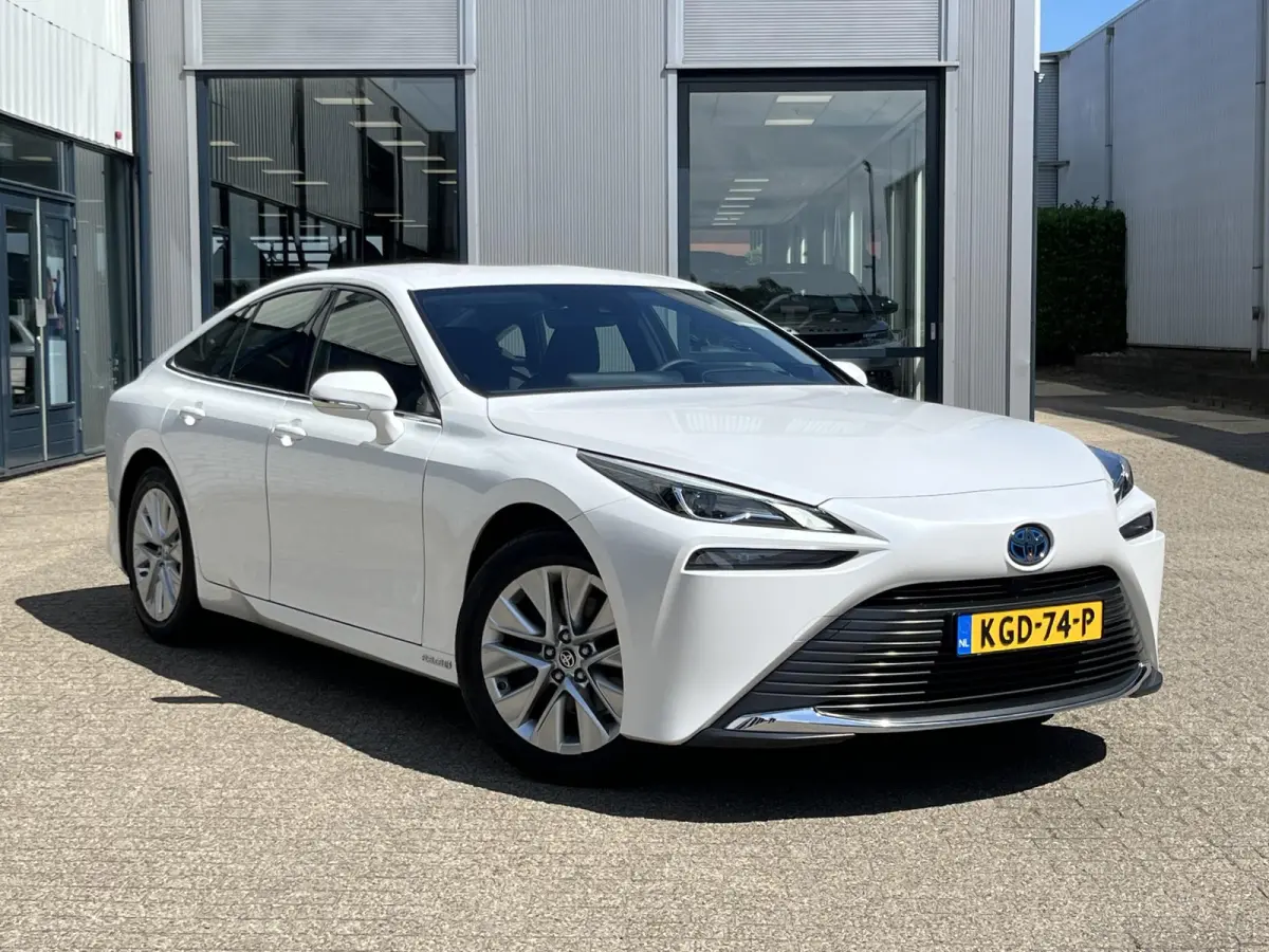Dynamic | Nieuwe auto! | /Adapt.Cruise/Clima/Camera/Elektr.Stoelverst./Stoelverw.