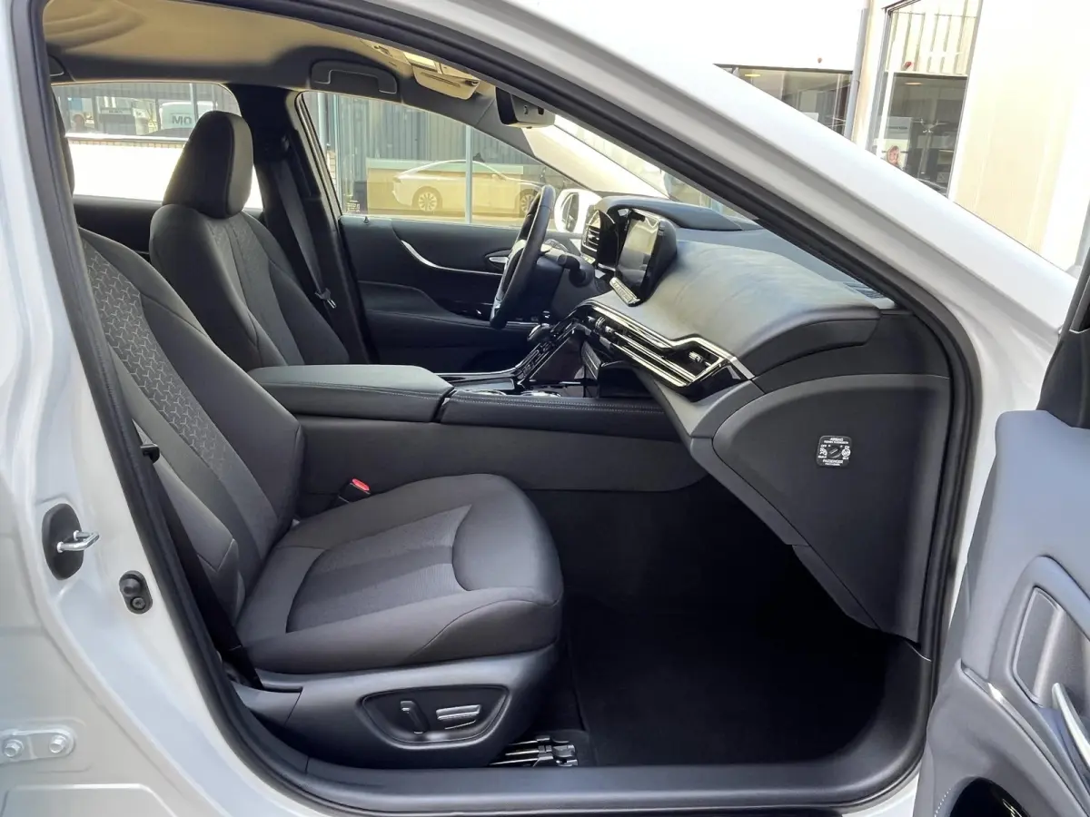 Dynamic | Nieuwe auto! | /Adapt.Cruise/Clima/Camera/Elektr.Stoelverst./Stoelverw.