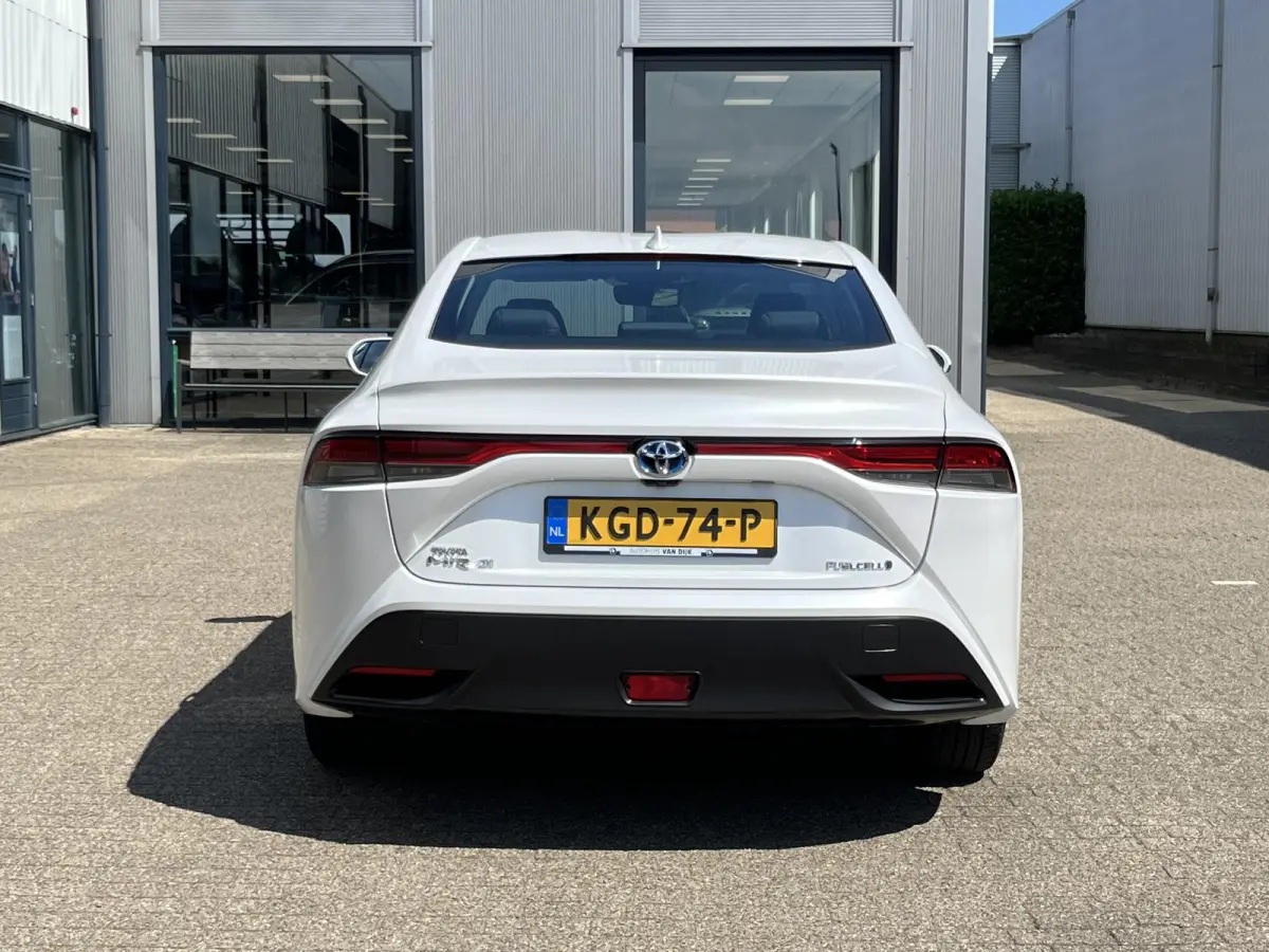 Dynamic | Nieuwe auto! | /Adapt.Cruise/Clima/Camera/Elektr.Stoelverst./Stoelverw.