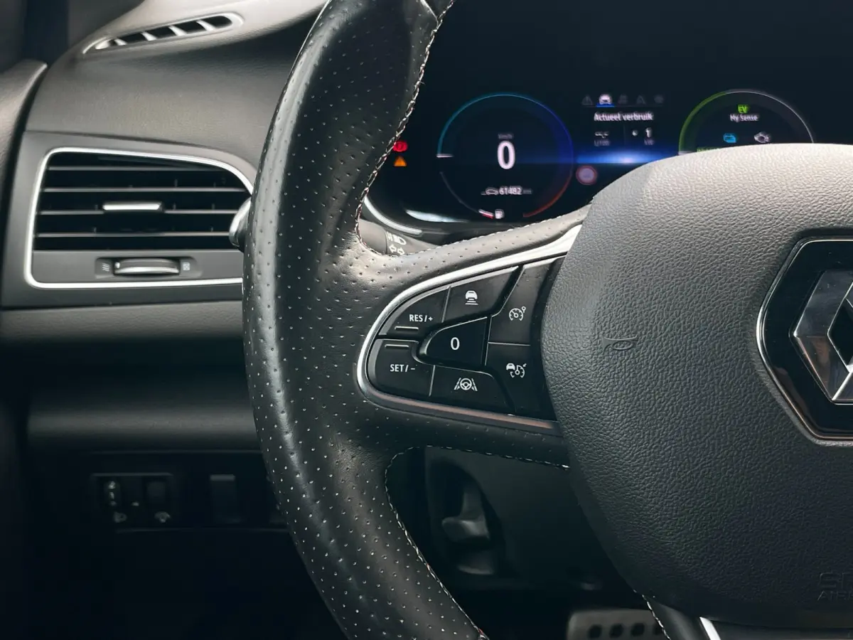 1.6 Plug-In Hybrid 160 R.S. Line | Camera | PDC | Keyless |