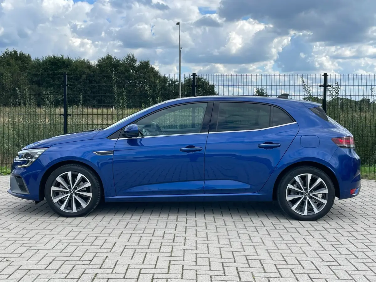 1.6 Plug-In Hybrid 160 R.S. Line | Camera | PDC | Keyless |