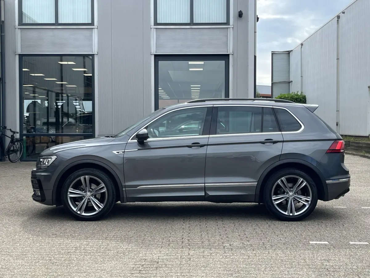 1.5 TSI ACT R-Line | Navi/Adapt.Cruise/Clima/Stoelverw./Elektr.Wegklapbare TrekhaakR-Line Exterieur