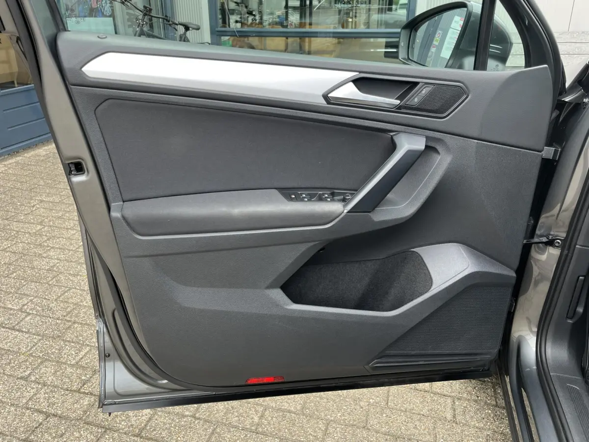 1.5 TSI ACT R-Line | Navi/Adapt.Cruise/Clima/Stoelverw./Elektr.Wegklapbare TrekhaakR-Line Exterieur