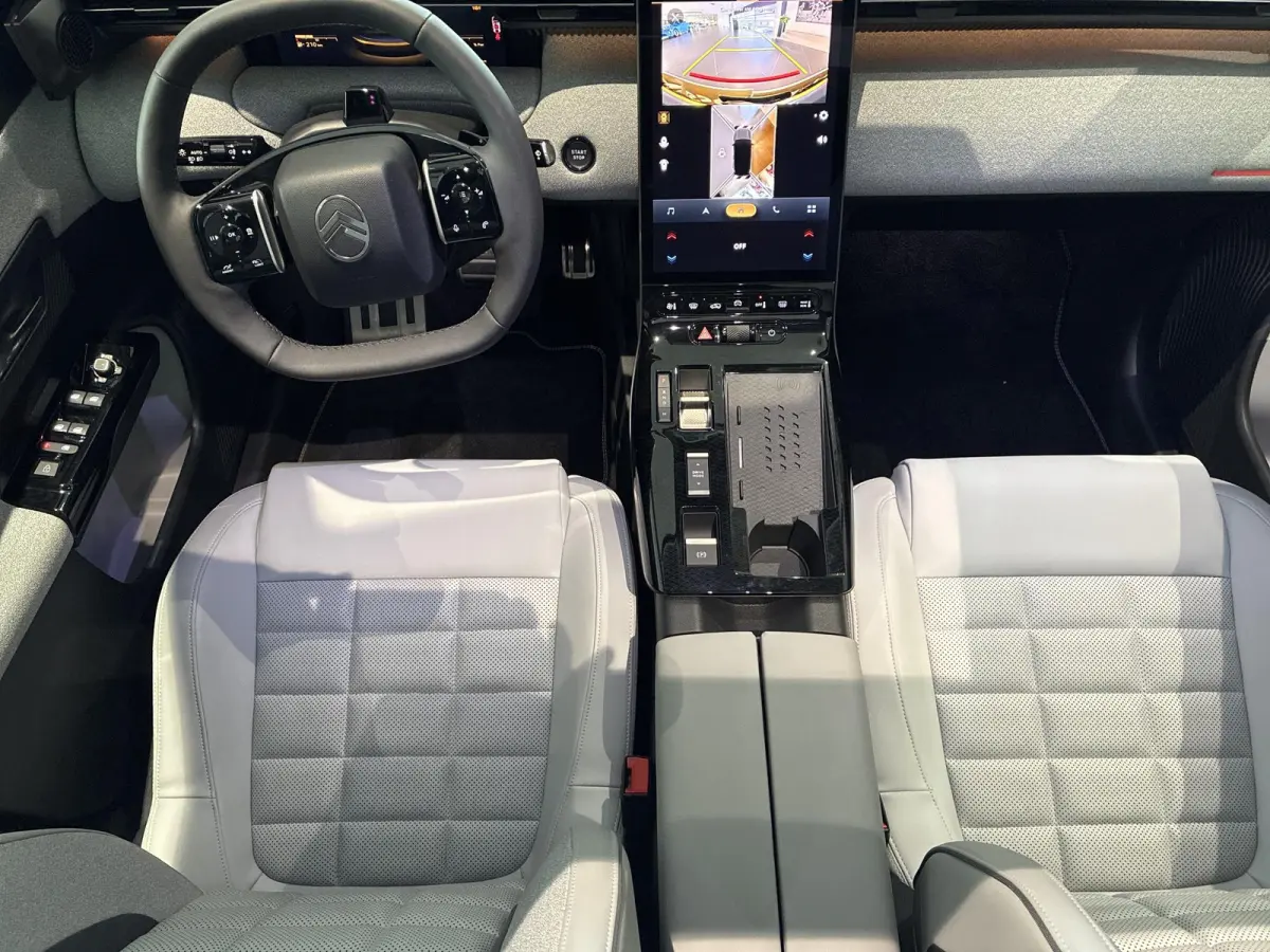 Automaat Hybrid 145 Max | Hoge instap l  Automaat | Climate Control | Voorstoelen & Stuurwiel Verwarmd | 360 Camera | Navigatie | Apple Carplay / Android Auto