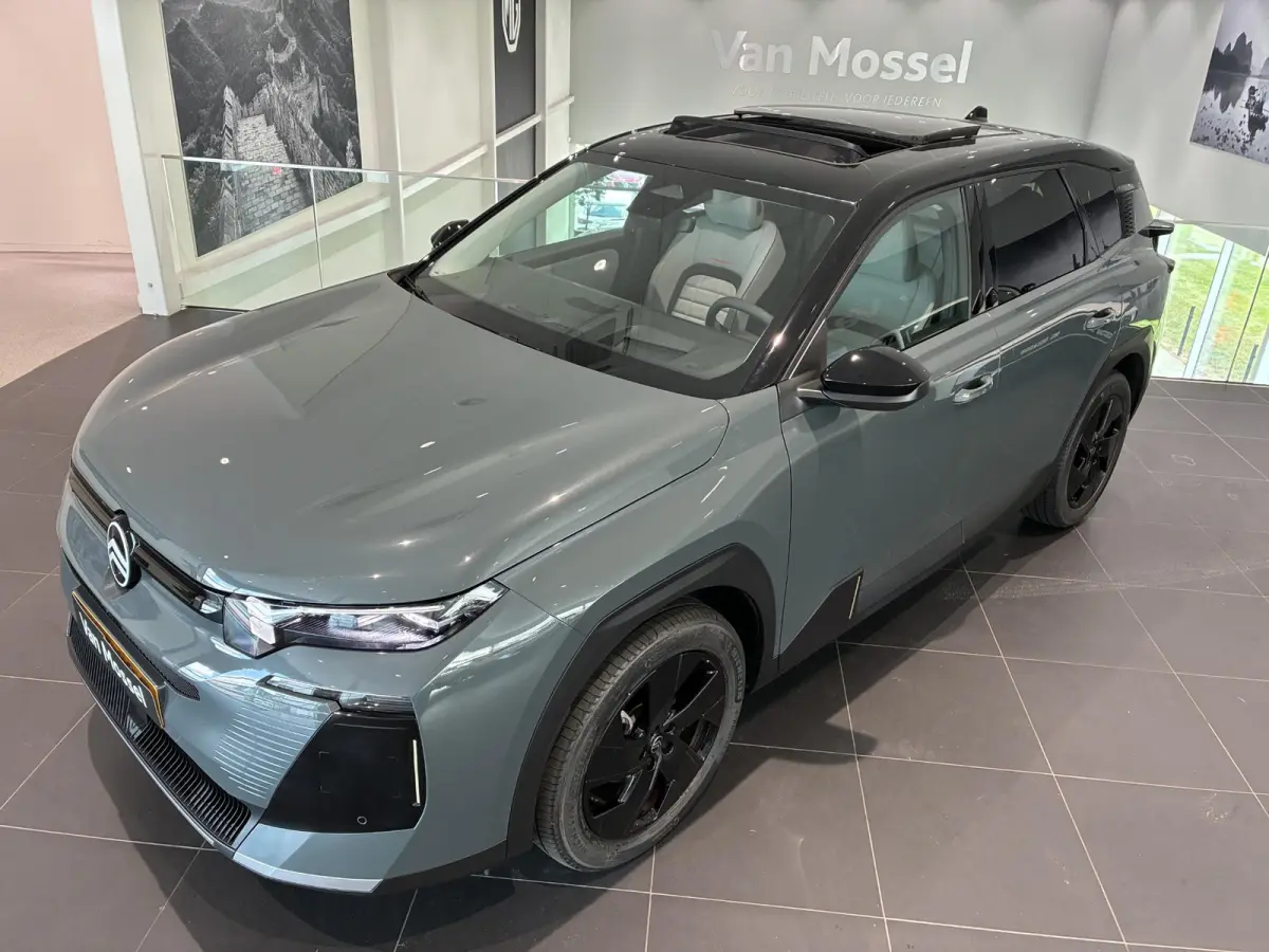 Automaat Hybrid 145 Max | Hoge instap l  Automaat | Climate Control | Voorstoelen & Stuurwiel Verwarmd | 360 Camera | Navigatie | Apple Carplay / Android Auto