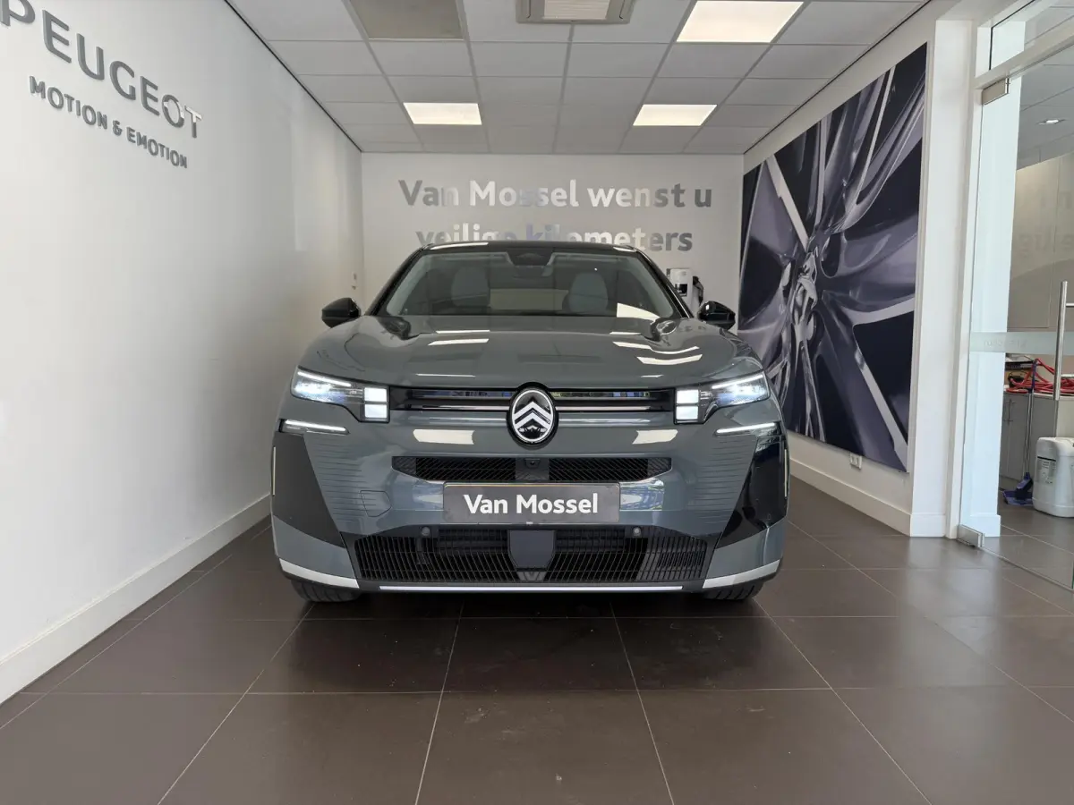 Automaat Hybrid 145 Max | Hoge instap l  Automaat | Climate Control | Voorstoelen & Stuurwiel Verwarmd | 360 Camera | Navigatie | Apple Carplay / Android Auto
