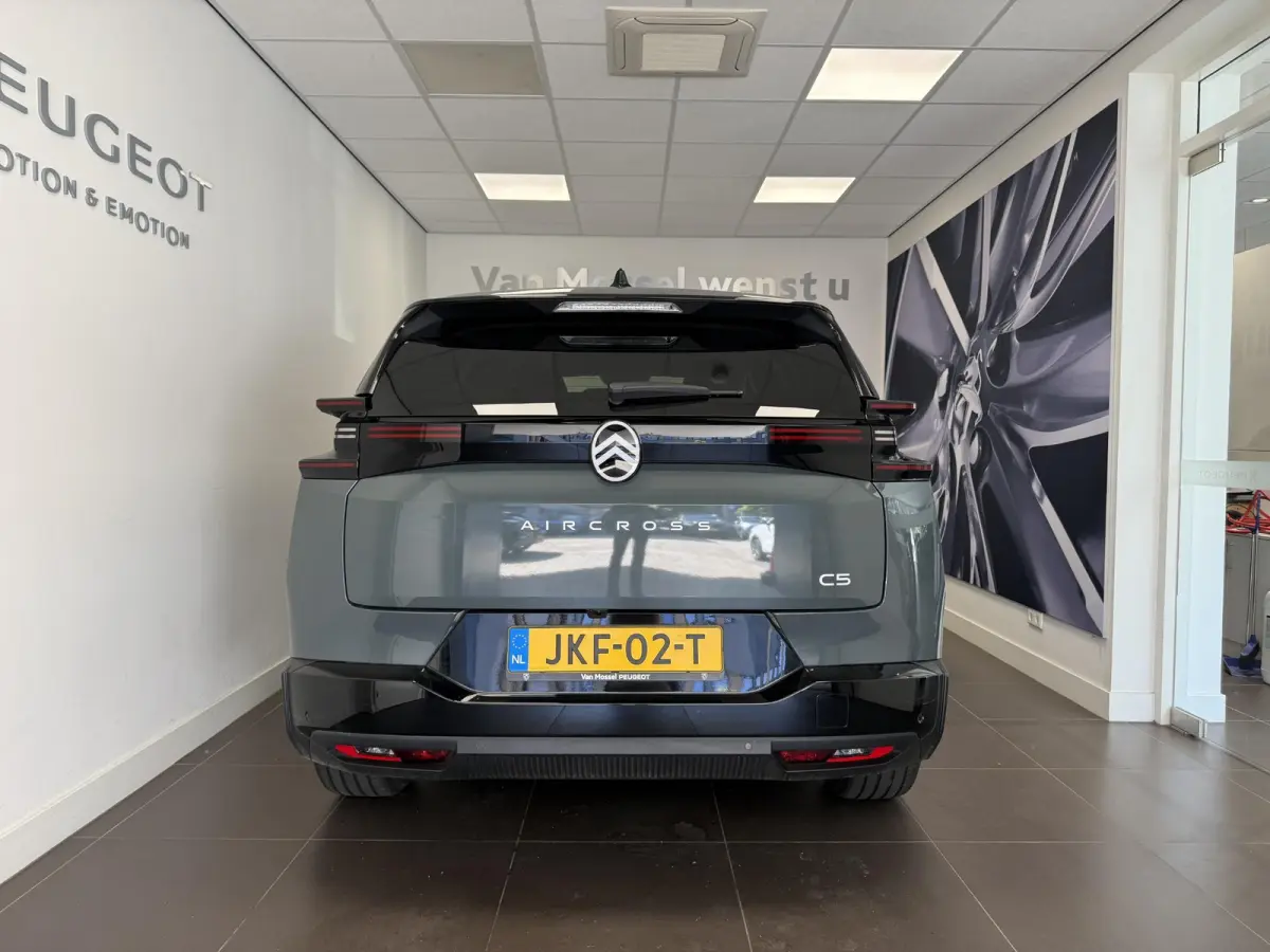 Automaat Hybrid 145 Max | Hoge instap l  Automaat | Climate Control | Voorstoelen & Stuurwiel Verwarmd | 360 Camera | Navigatie | Apple Carplay / Android Auto