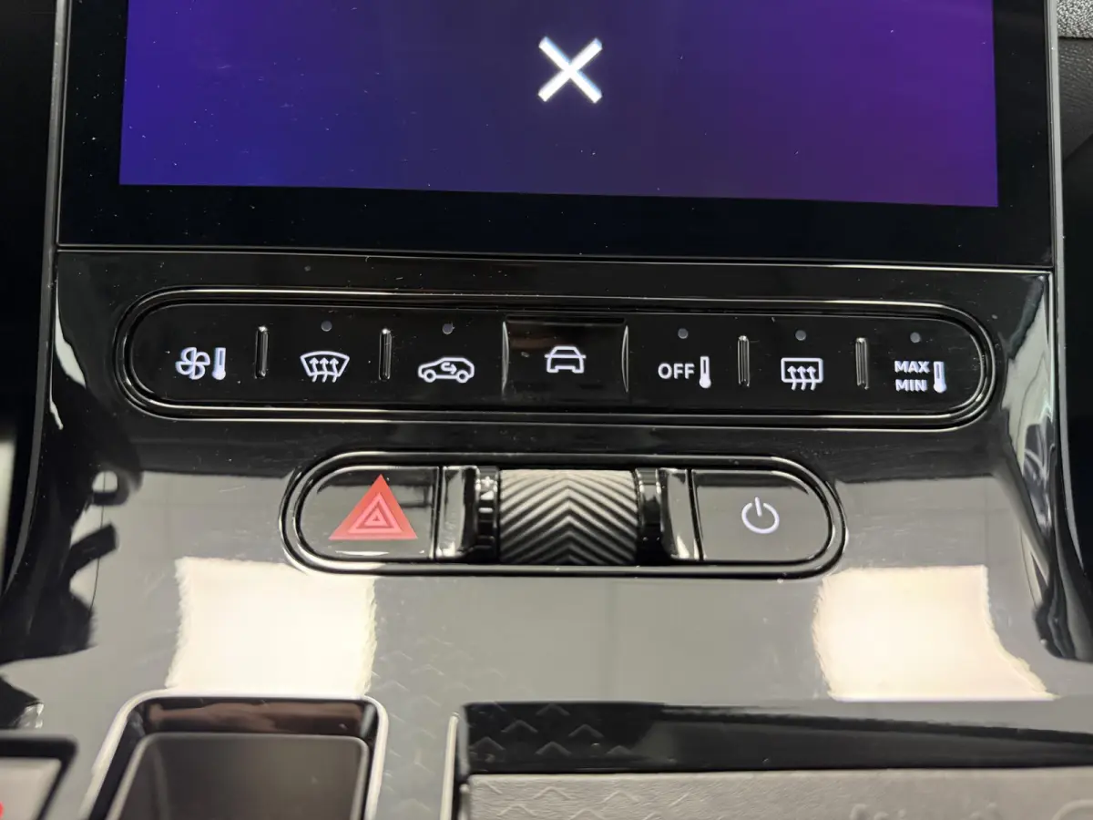 Automaat Hybrid 145 Max | Hoge instap l  Automaat | Climate Control | Voorstoelen & Stuurwiel Verwarmd | 360 Camera | Navigatie | Apple Carplay / Android Auto