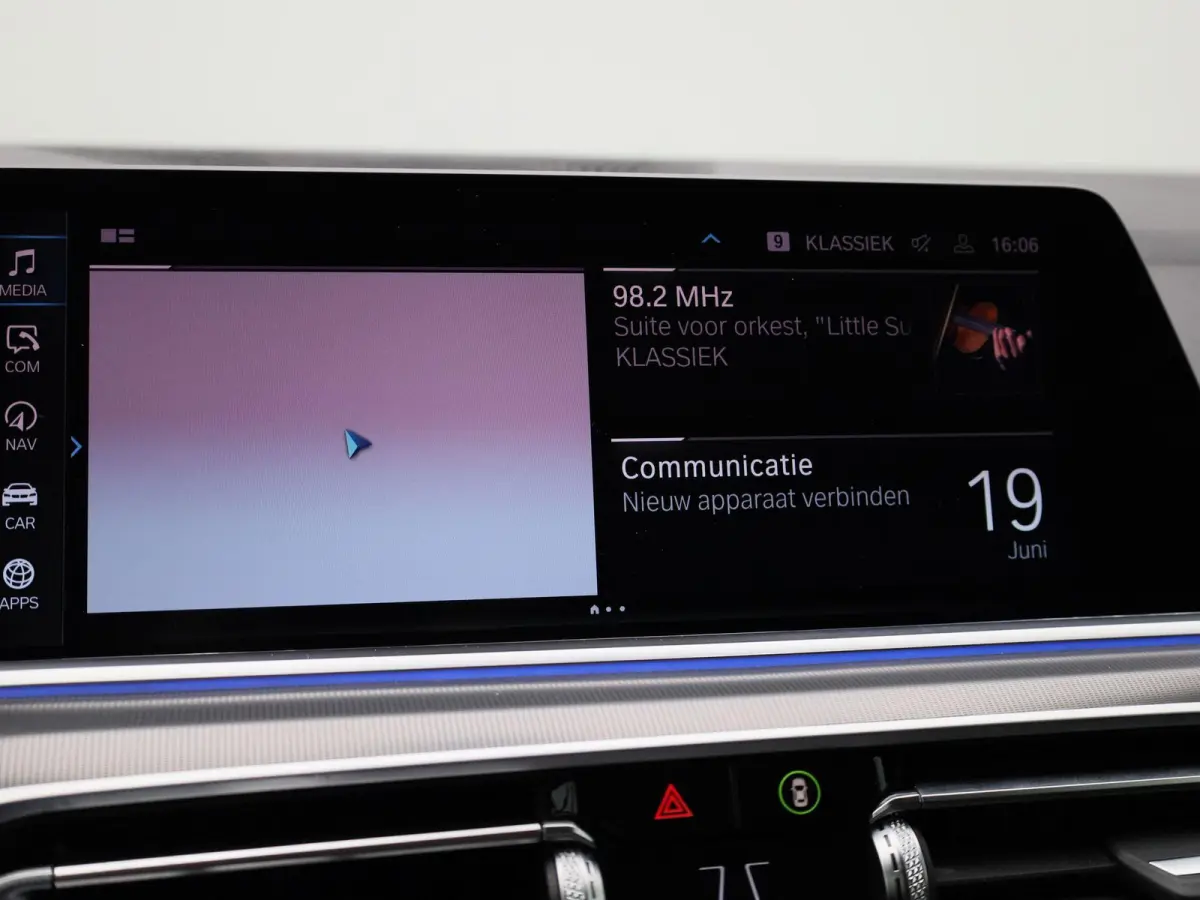 xDrive45e High Executive | Automaat | Trekhaak | Luchtvering | Memory Seats | Sfeer verlichting | Virtual Cockpit | Leder  |Navigatie | Stoel verwarming | DAB | Camera | Adaptive cruise | Cl