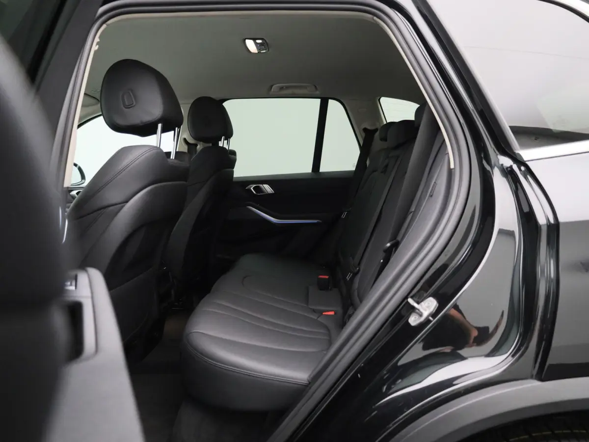 xDrive45e High Executive | Automaat | Trekhaak | Luchtvering | Memory Seats | Sfeer verlichting | Virtual Cockpit | Leder  |Navigatie | Stoel verwarming | DAB | Camera | Adaptive cruise | Cl