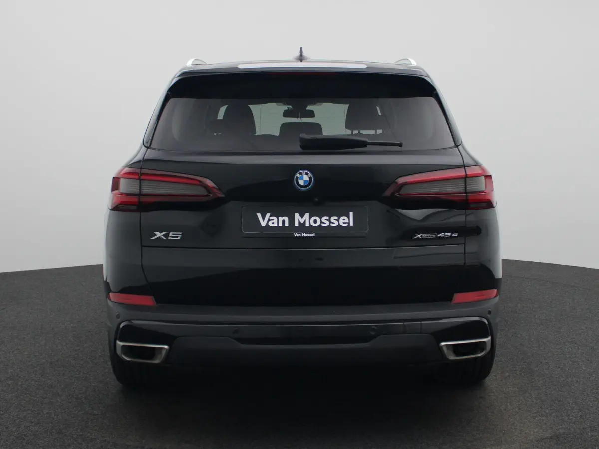 xDrive45e High Executive | Automaat | Trekhaak | Luchtvering | Memory Seats | Sfeer verlichting | Virtual Cockpit | Leder  |Navigatie | Stoel verwarming | DAB | Camera | Adaptive cruise | Cl