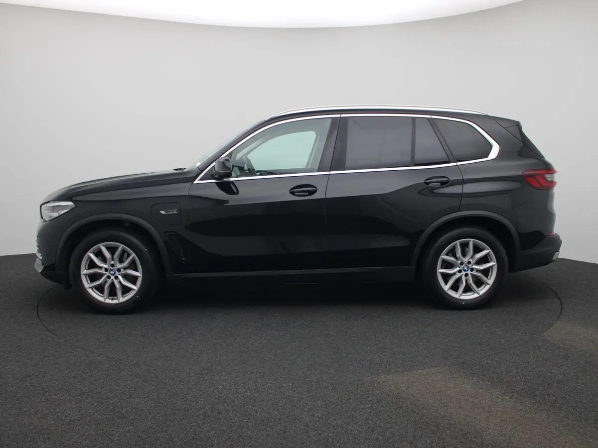 xDrive45e High Executive | Automaat | Trekhaak | Luchtvering | Memory Seats | Sfeer verlichting | Virtual Cockpit | Leder  |Navigatie | Stoel verwarming | DAB | Camera | Adaptive cruise | Cl