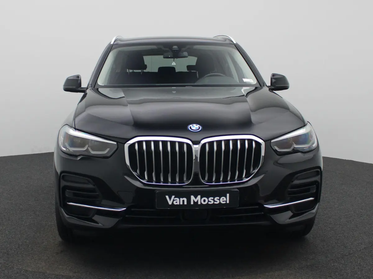 xDrive45e High Executive | Automaat | Trekhaak | Luchtvering | Memory Seats | Sfeer verlichting | Virtual Cockpit | Leder  |Navigatie | Stoel verwarming | DAB | Camera | Adaptive cruise | Cl
