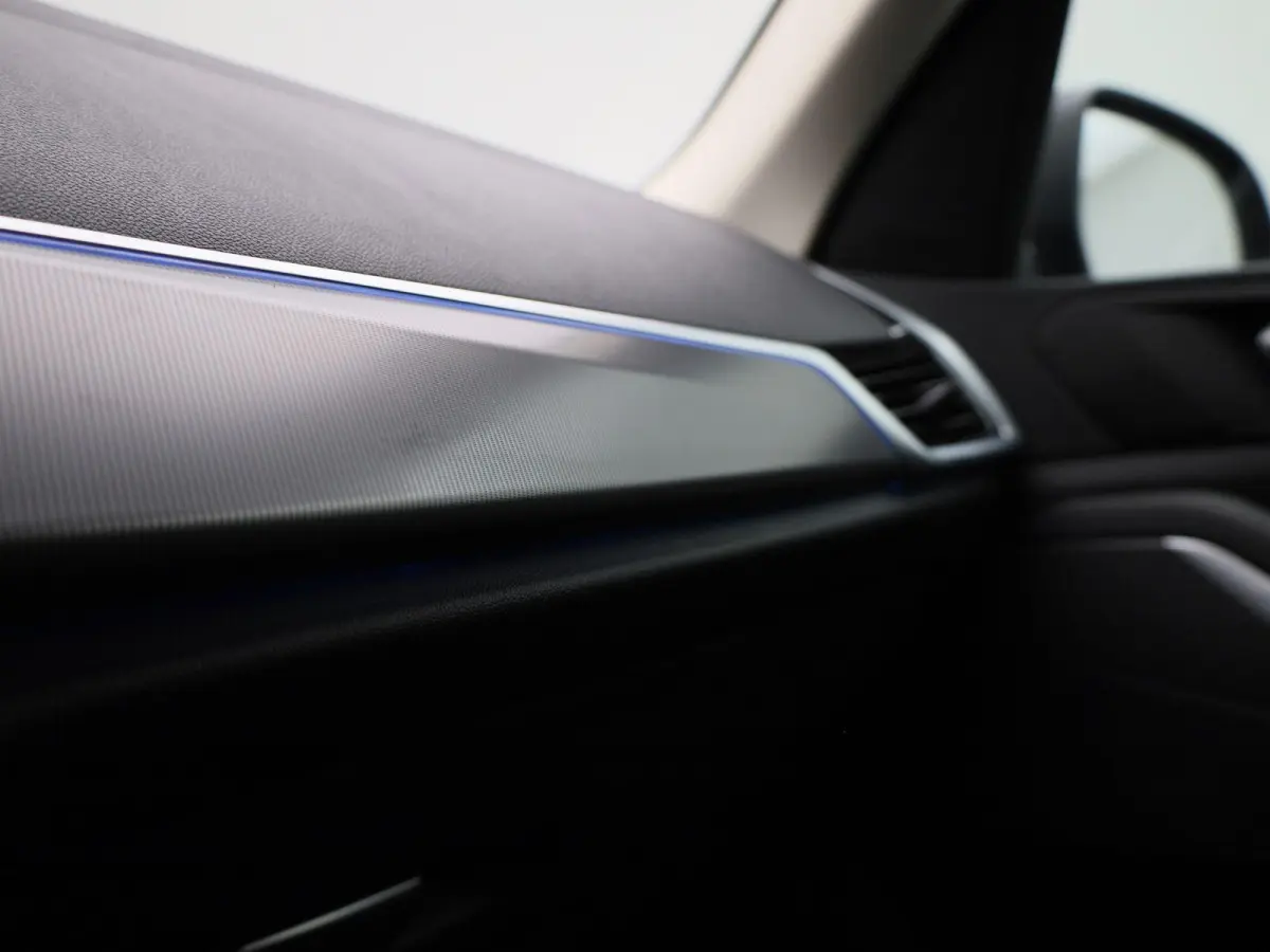 xDrive45e High Executive | Automaat | Trekhaak | Luchtvering | Memory Seats | Sfeer verlichting | Virtual Cockpit | Leder  |Navigatie | Stoel verwarming | DAB | Camera | Adaptive cruise | Cl