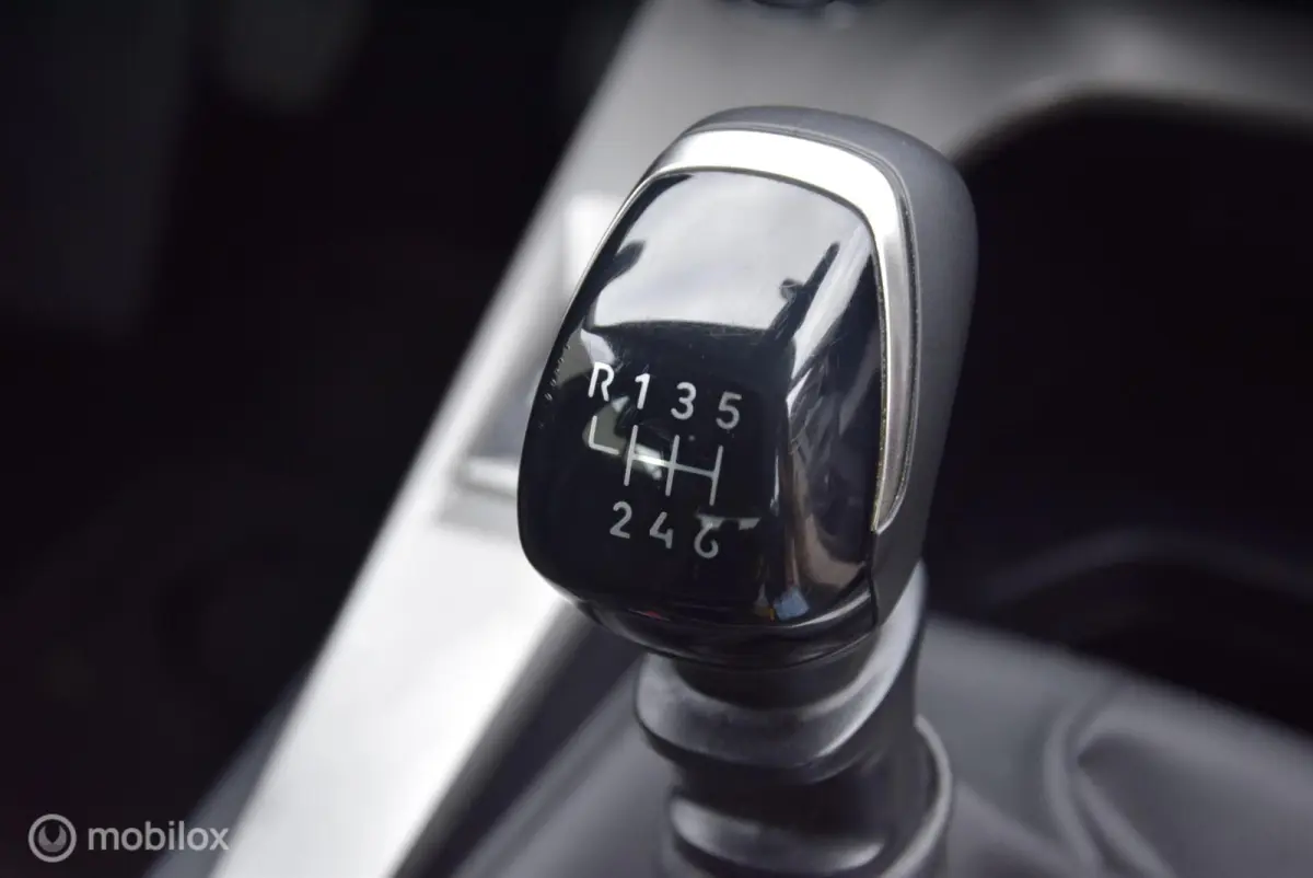 1.2 PureTech Active Pack Business Distributieriem vervangen Apple Carplay