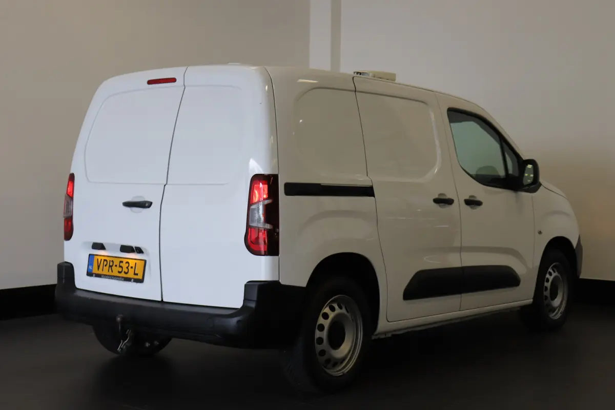 1.5 BlueHDI 130PK EURO 6 - Airco - Cruise - Camera - €9.950,- Excl.