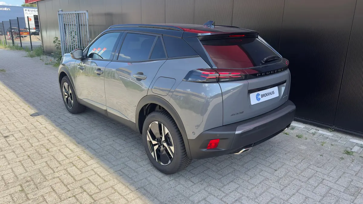 GT | Active Safety Brake met camera en radar (automatisch noodremsysteem) met Distance Alert (waarschuwing dreigende aanrijding) | Advanced Active Safety Brake met camera en radar | Climate 