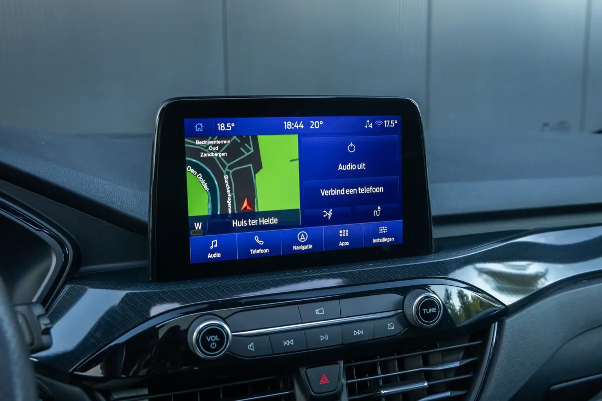 Plug-In Hybrid ST-Line X | Black-Pack | Panoramadak | AGR-stoelen | Head-up | Adaptive cruise. | Adaptive LED