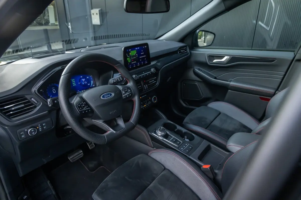 Plug-In Hybrid ST-Line X | Black-Pack | Panoramadak | AGR-stoelen | Head-up | Adaptive cruise. | Adaptive LED