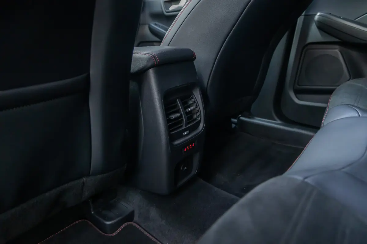 Plug-In Hybrid ST-Line X | Black-Pack | Panoramadak | AGR-stoelen | Head-up | Adaptive cruise. | Adaptive LED