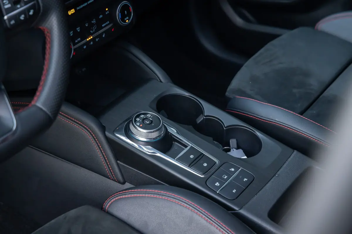 Plug-In Hybrid ST-Line X | Black-Pack | Panoramadak | AGR-stoelen | Head-up | Adaptive cruise. | Adaptive LED