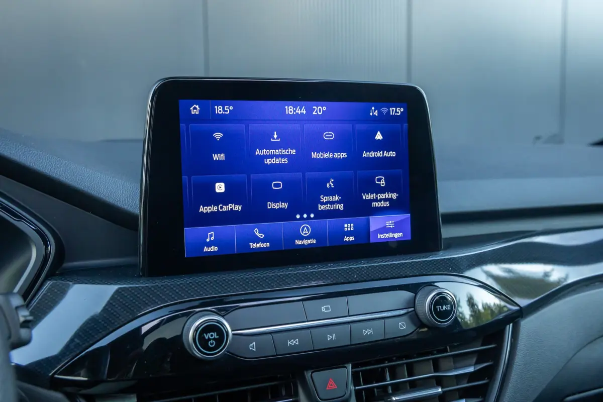 Plug-In Hybrid ST-Line X | Black-Pack | Panoramadak | AGR-stoelen | Head-up | Adaptive cruise. | Adaptive LED