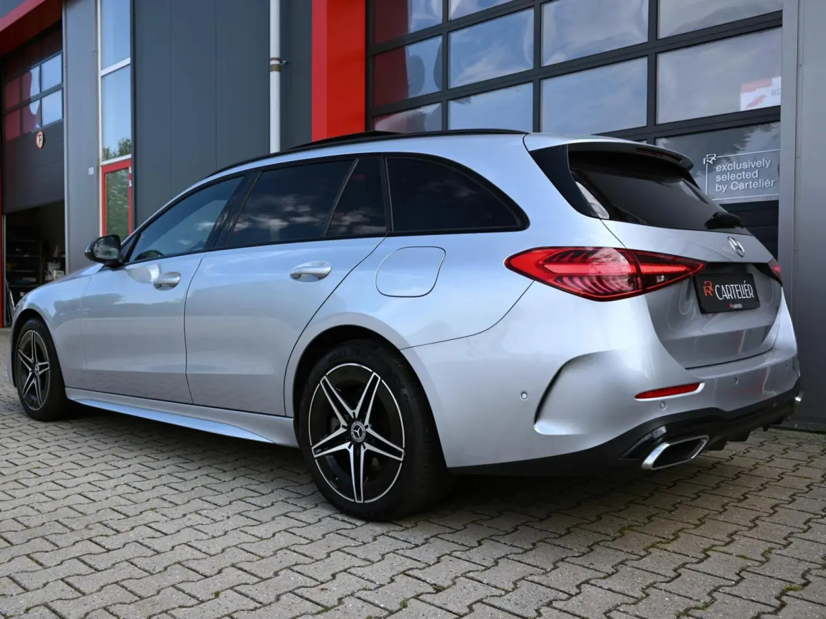 300 e AMG Line 313PK | Pano | Luchtvering | Air-Balance | MBUX | Burmester | Night Pakket | Ambient+ | Laser Led | Massage | Stoelventilatie & Verwarming | Stuurwielverwarming | Head-Up | Tr
