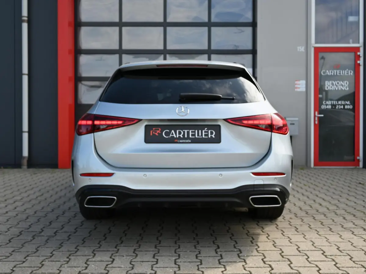 300 e AMG Line 313PK | Pano | Luchtvering | Air-Balance | MBUX | Burmester | Night Pakket | Ambient+ | Laser Led | Massage | Stoelventilatie & Verwarming | Stuurwielverwarming | Head-Up | Tr