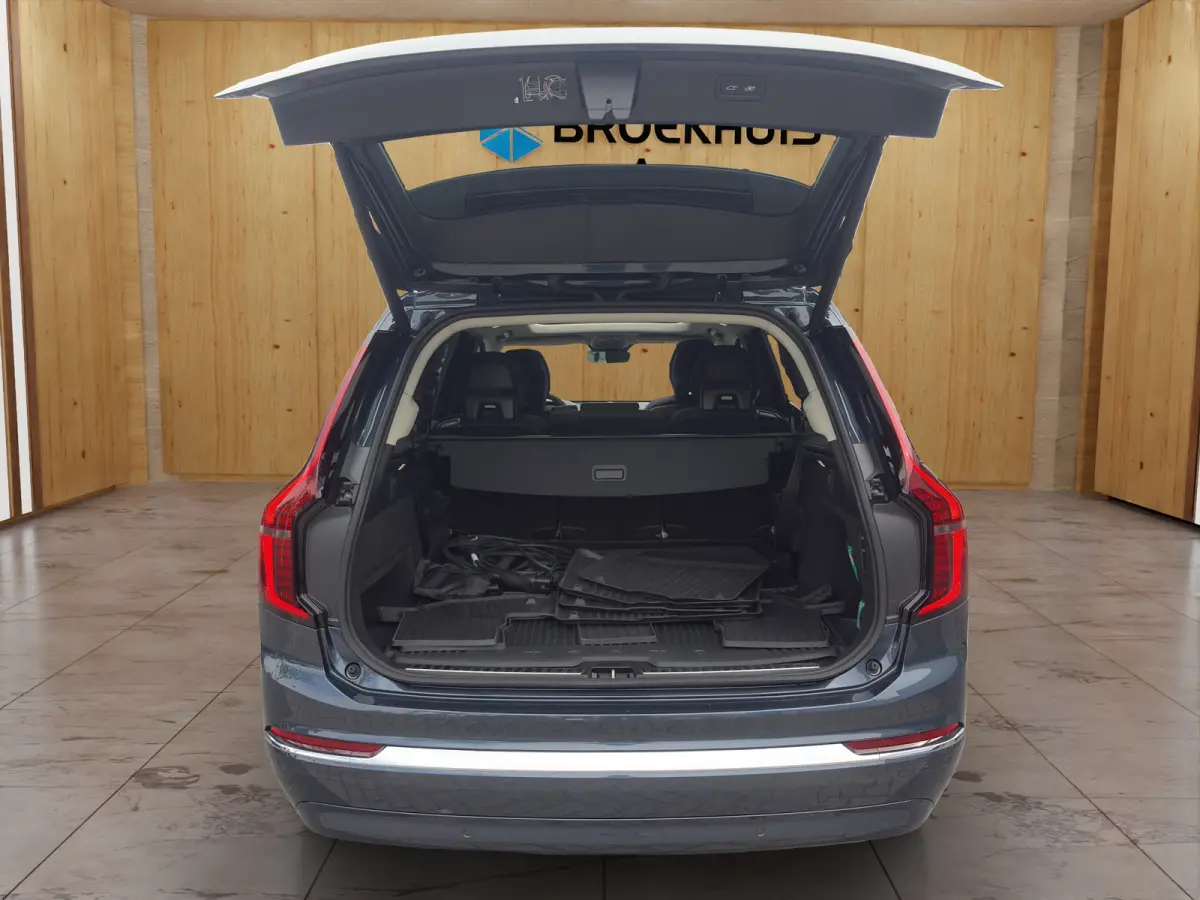2.0 T8 Plug-in hybrid AWD Ultra Bright | 360 Camera | Luchtvering | 21 inch LM | Panorama Dak | Premium Audio | Stoel + Stuur Verwarming |