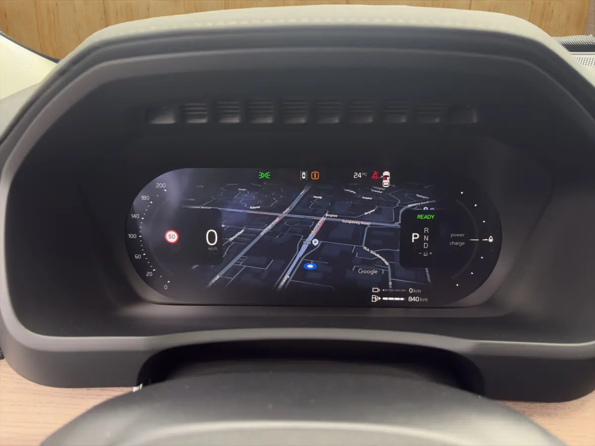 2.0 T8 Plug-in hybrid AWD Ultra Bright | 360 Camera | Luchtvering | 21 inch LM | Panorama Dak | Premium Audio | Stoel + Stuur Verwarming |