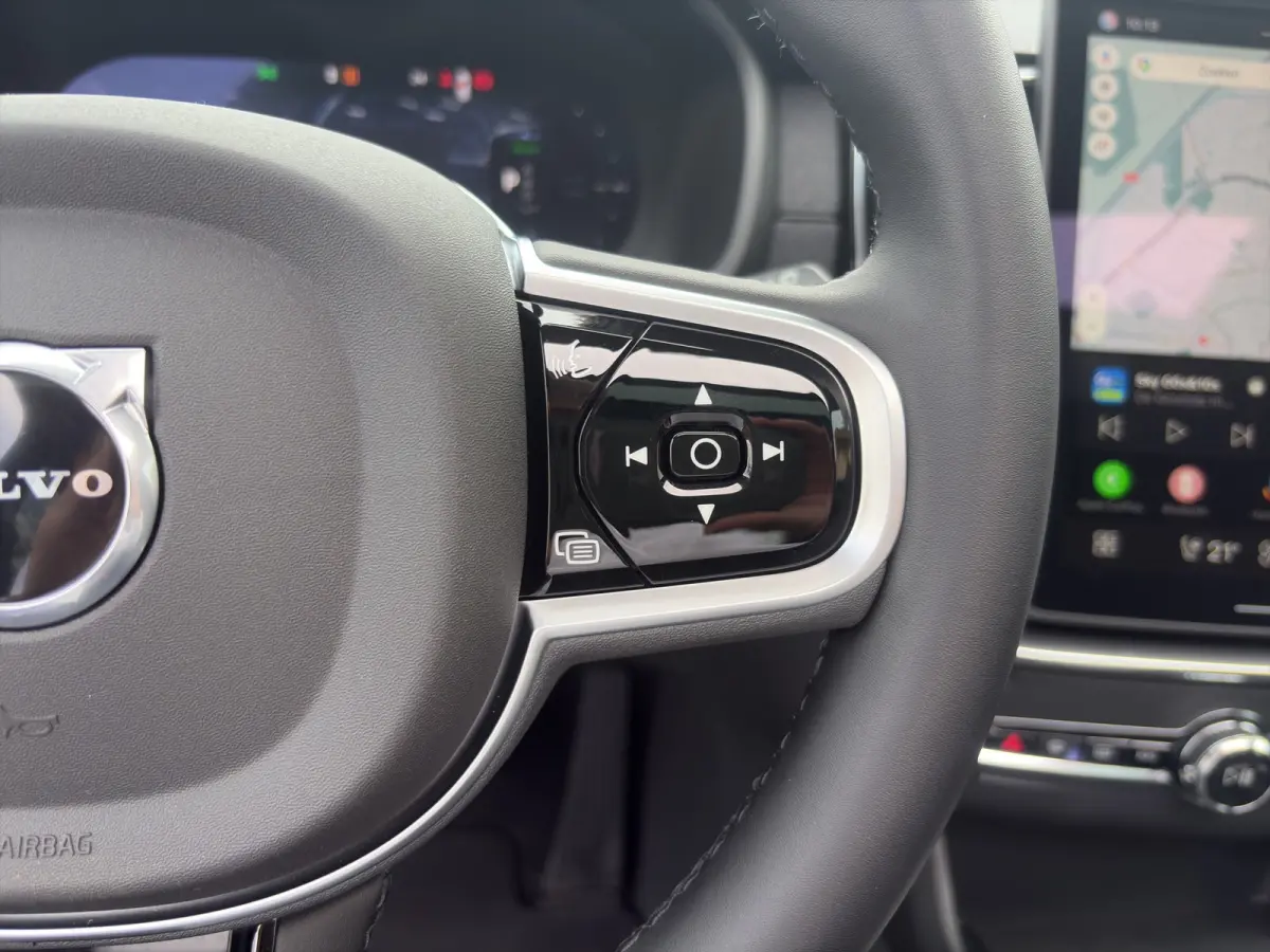 2.0 T8 Plug-in hybrid AWD Ultra Bright | 360 Camera | Luchtvering | 21 inch LM | Panorama Dak | Premium Audio | Stoel + Stuur Verwarming |