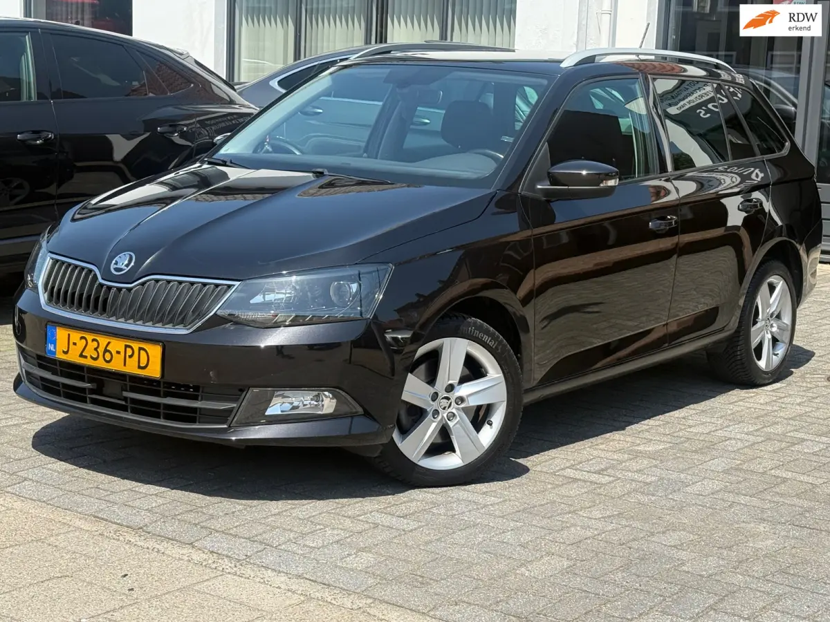 Škoda Fabia Combi 2016 Benzine Automatisch leasen